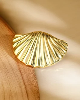 Golden Shell Hair Clip